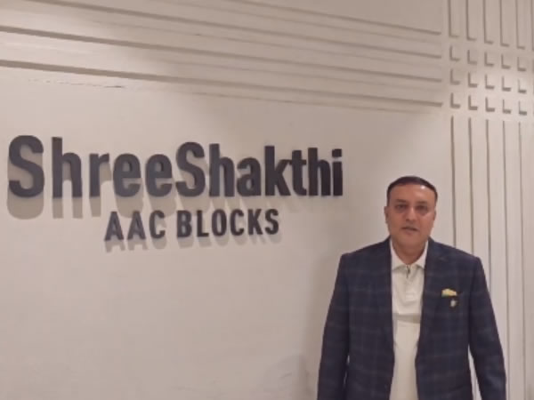 قمنا بتحديث خط إنتاج الكتل والألواح الخرسانية الخفيفة AAC من 900 إلى 1500 متر مكعب يومياً لعميل في الهند